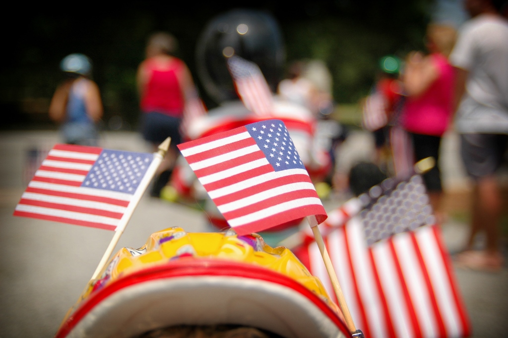 Commemorate Memorial Day from home and the 75th anniversary of the end of World War II with Ancestry®'s “Parade of Heroes,” a virtual event hosted by Kathie Lee Gifford with a musical performance by Tori Kelly.